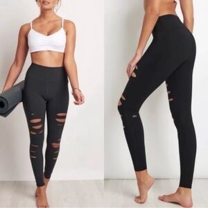 2/25 ALO Yoga Leggings S Womens Black
Ripped Warrior High Waisted Tights Pilates